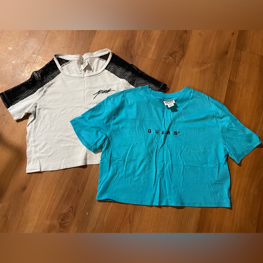 Bundle of 2 EUC (Guess & Victoria’s Secret) crop tops